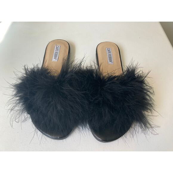 Cape Robbin feather slides - Picture 11 of 13